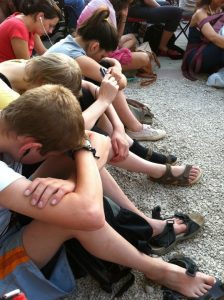 young people praying